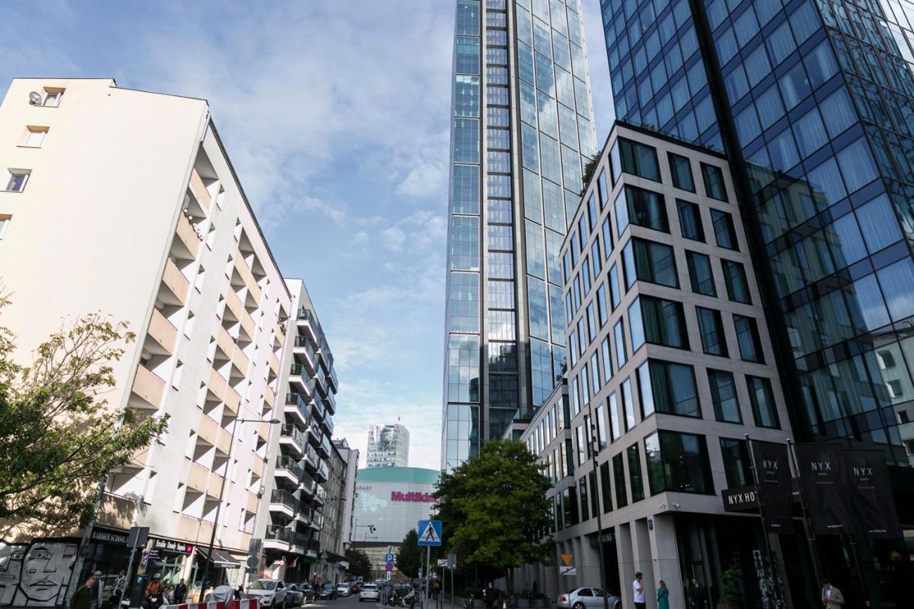 Appartamento Chmielna 106 - Free Parking - Duzy Balkon Varsavia Esterno foto