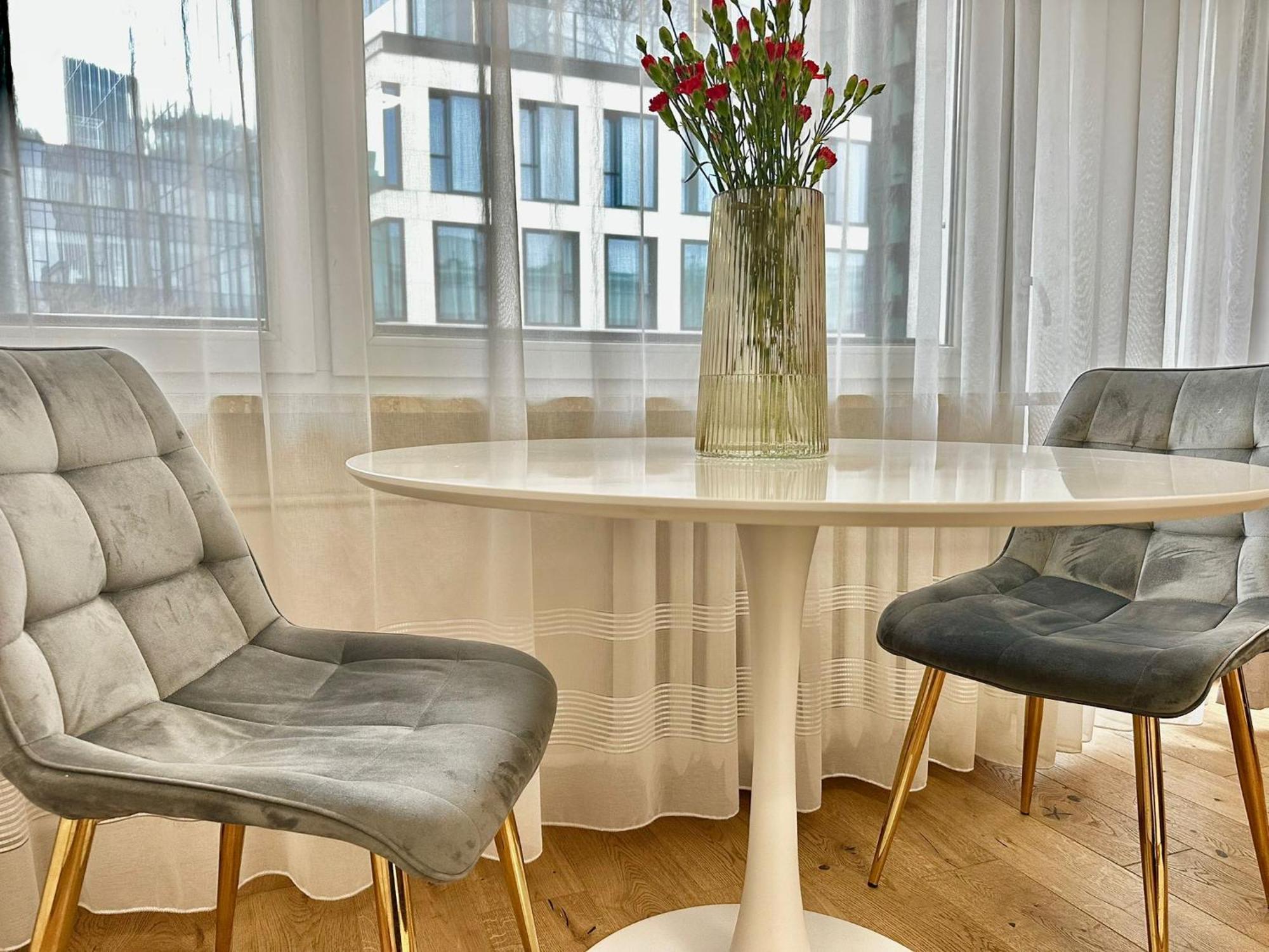 Appartamento Chmielna 106 - Free Parking - Duzy Balkon Varsavia Esterno foto