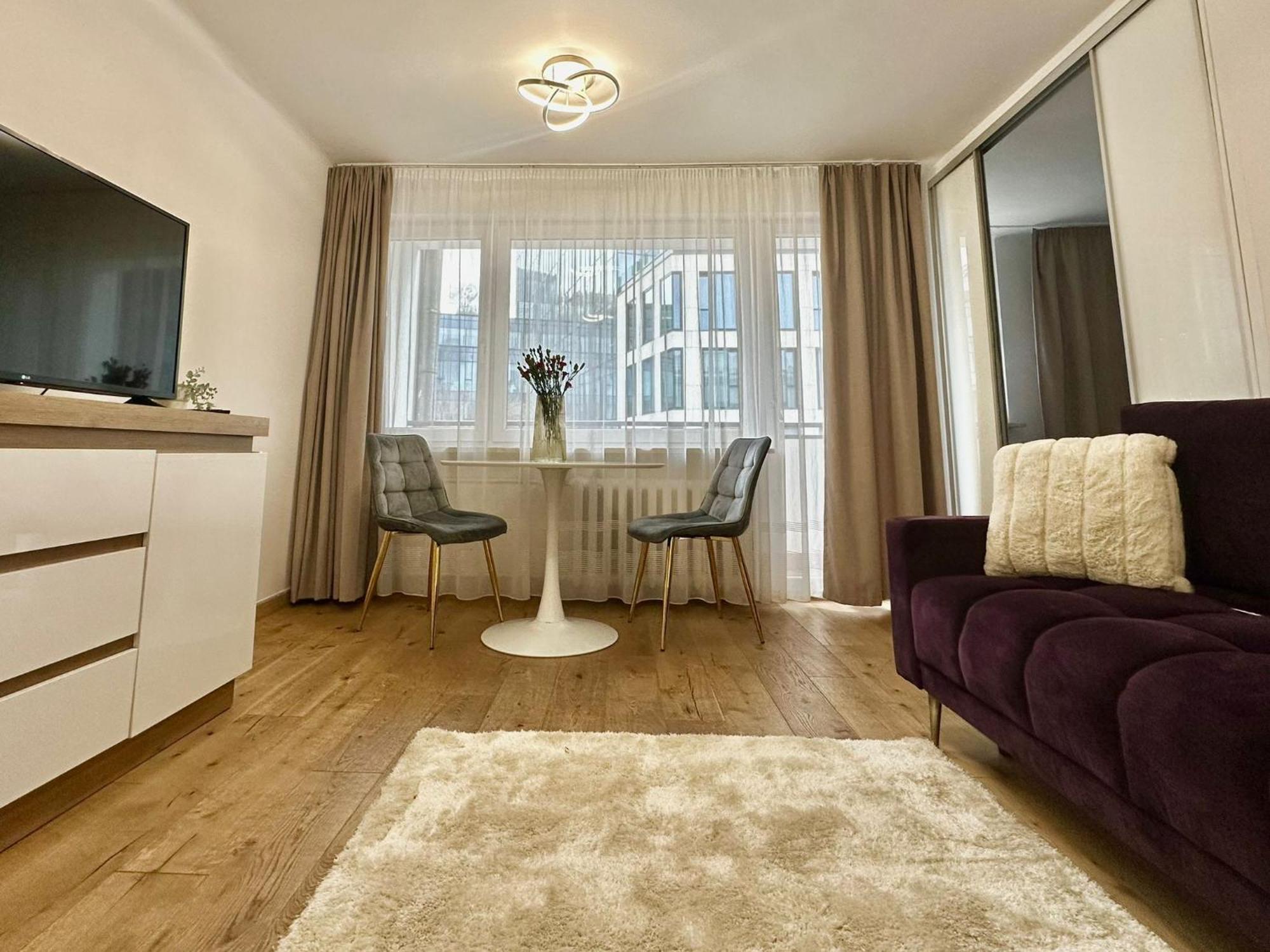Appartamento Chmielna 106 - Free Parking - Duzy Balkon Varsavia Esterno foto